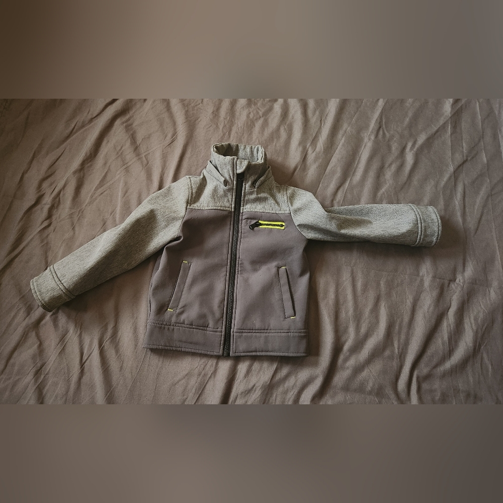 Coat/rain Jacket - Picture 7 of 8